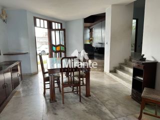 Casa Para Vender com 4 quartos sendo 2 suítes no bairro Ponto Central em Feira De Santana