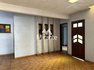 Casa Para Vender com 4 quartos sendo 2 suítes no bairro Ponto Central em Feira De Santana