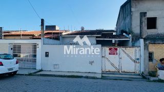 Casa Para Vender com 3 quartos sendo 1 suítes no bairro Lagoa Salgada em Feira De Santana
