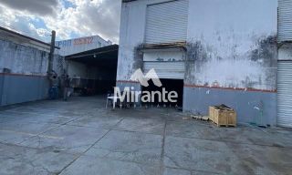 Galpão / Depósito / Armazém Para Alugar no bairro Capuchinhos em Feira De Santana