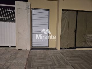 Casa Para Alugar no bairro Parque Ipê em Feira De Santana