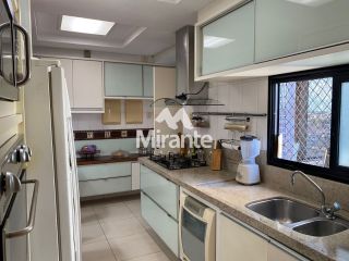 Apartamento Para Vender com 4 quartos sendo 4 suítes no bairro Santa Mônica em Feira De Santana