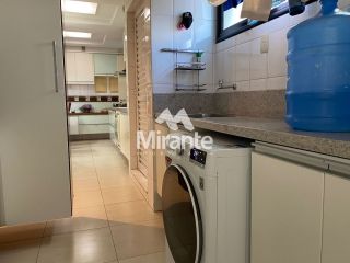Apartamento Para Vender com 4 quartos sendo 4 suítes no bairro Santa Mônica em Feira De Santana