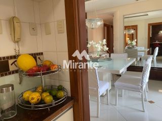 Apartamento Para Vender com 4 quartos sendo 4 suítes no bairro Santa Mônica em Feira De Santana