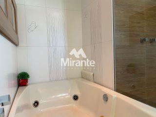 Apartamento Para Vender com 4 quartos sendo 4 suítes no bairro Santa Mônica em Feira De Santana