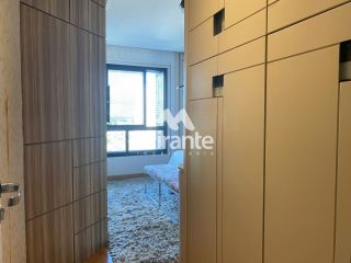 Apartamento Para Vender com 4 quartos sendo 4 suítes no bairro Santa Mônica em Feira De Santana