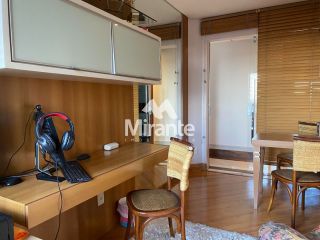 Apartamento Para Vender com 4 quartos sendo 4 suítes no bairro Santa Mônica em Feira De Santana