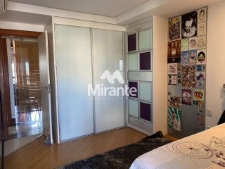 Apartamento Para Vender com 4 quartos sendo 4 suítes no bairro Santa Mônica em Feira De Santana