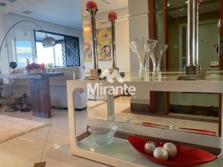 Apartamento Para Vender com 4 quartos sendo 4 suítes no bairro Santa Mônica em Feira De Santana