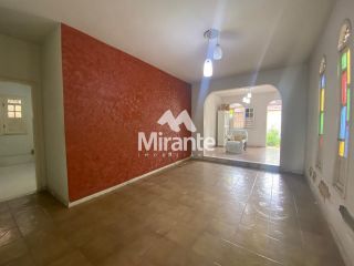 Casa Para Vender com 3 quartos sendo 1 suítes no bairro Capuchinhos em Feira De Santana