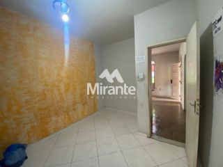 Casa Para Vender com 3 quartos sendo 1 suítes no bairro Capuchinhos em Feira De Santana