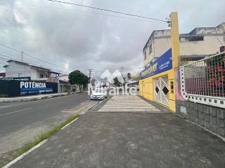 Casa Para Vender com 3 quartos sendo 1 suítes no bairro Capuchinhos em Feira De Santana