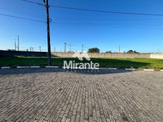 Lote / Terreno de Condomínio Para Vender no bairro Sim em Feira De Santana