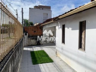 Casa Para Vender com 3 quartos no bairro Capuchinhos em Feira De Santana