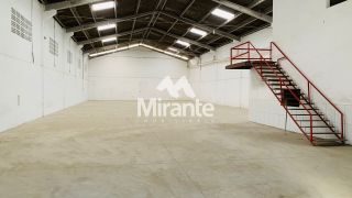 Galpão / Depósito / Armazém Para Alugar no bairro Centro em Feira De Santana