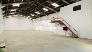 Galpão / Depósito / Armazém Para Alugar no bairro Centro em Feira De Santana