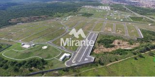 Lote / Terreno de Condomínio Para Vender no bairro Nova Esperança em Feira De Santana