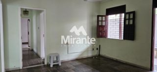 Casa Para Vender com 3 quartos sendo 1 suíte no bairro Santa Mônica em Feira De Santana