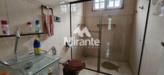 Casa Para Vender com 3 quartos sendo 1 suíte no bairro Santa Mônica em Feira De Santana