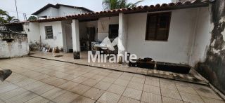 Casa Para Vender com 3 quartos sendo 1 suíte no bairro Santa Mônica em Feira De Santana