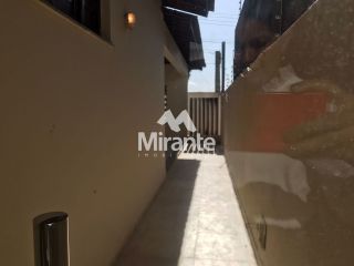 Casa Para Vender com 3 quartos sendo 1 suíte no bairro Sim em Feira De Santana