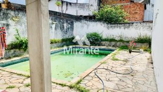 Casa Para Vender com 4 quartos sendo 2 suítes no bairro Coronel José Pinto em Feira De Santana