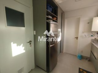 Apartamento Mobiliado Para Vender com 3 quartos sendo 3 suítes no bairro Santa Mônica em Feira De Santana