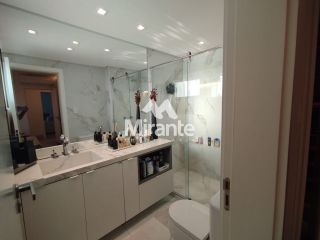 Apartamento Mobiliado Para Vender com 3 quartos sendo 3 suítes no bairro Santa Mônica em Feira De Santana