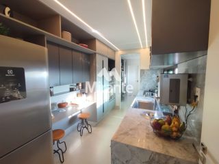 Apartamento Mobiliado Para Vender com 3 quartos sendo 3 suítes no bairro Santa Mônica em Feira De Santana