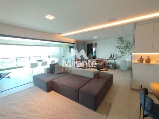 Apartamento Mobiliado Para Vender com 3 quartos sendo 3 suítes no bairro Santa Mônica em Feira De Santana