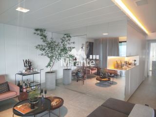 Apartamento Mobiliado Para Vender com 3 quartos sendo 3 suítes no bairro Santa Mônica em Feira De Santana