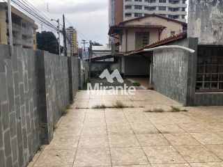 Casa Para Vender com 3 quartos no bairro Capuchinhos em Feira De Santana