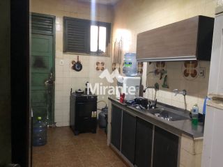 Casa Para Vender com 3 quartos no bairro Capuchinhos em Feira De Santana