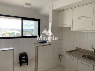 Apartamento Para Alugar com 3 quartos sendo 1 suítes no bairro Santa Mônica em Feira De Santana