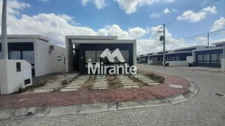 Casa de Condomínio Para Vender com 3 quartos sendo 1 suítes no bairro Registro em Feira De Santana