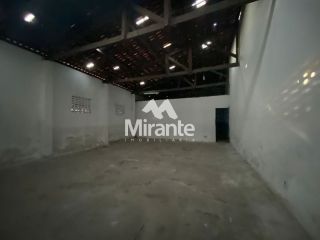 Galpão / Depósito / Armazém Para Vender no bairro Centro em Feira De Santana