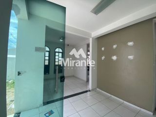 Casa Para Vender no bairro Centro em Feira De Santana