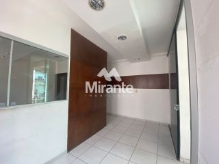 Casa Para Vender no bairro Centro em Feira De Santana