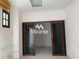 Casa Para Vender no bairro Centro em Feira De Santana