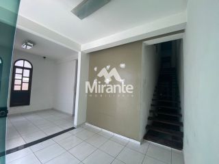 Casa Para Vender no bairro Centro em Feira De Santana