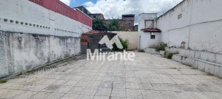 Casa Para Vender com 3 quartos sendo 1 suítes no bairro Tanque da Nação em Feira De Santana