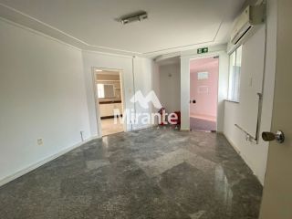 Casa Para Vender no bairro Centro Industrial Subaé em Feira De Santana