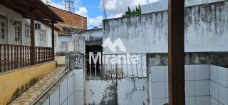 Casa Para Vender no bairro Centro em Feira De Santana