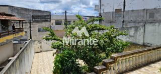 Casa Para Vender no bairro Centro em Feira De Santana