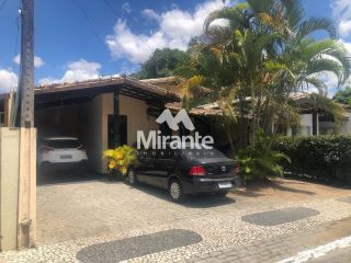 Casa de Condomínio Para Vender com 3 quartos sendo 1 suítes no bairro Brasília em Feira De Santana