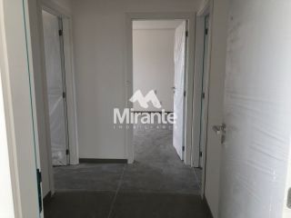 Apartamento Para Alugar com 3 quartos sendo 3 suítes no bairro Santa Mônica em Feira De Santana