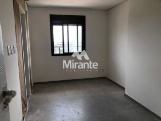 Apartamento Para Alugar com 3 quartos sendo 3 suítes no bairro Santa Mônica em Feira De Santana
