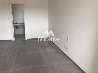 Apartamento Para Alugar com 3 quartos sendo 3 suítes no bairro Santa Mônica em Feira De Santana