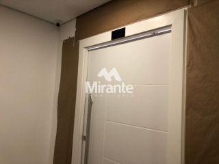 Apartamento Para Alugar com 3 quartos sendo 3 suítes no bairro Santa Mônica em Feira De Santana