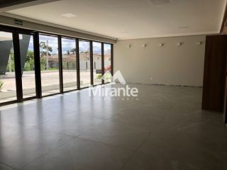 Apartamento Para Alugar com 3 quartos sendo 3 suítes no bairro Santa Mônica em Feira De Santana